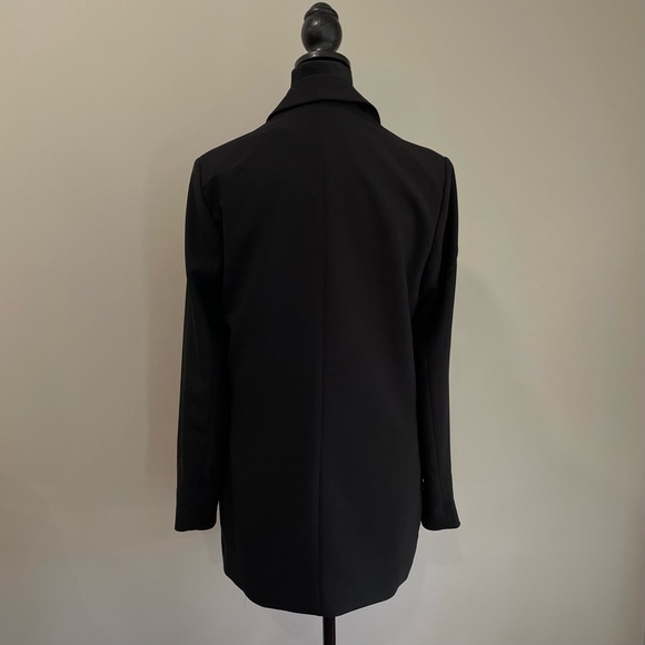 SOLD Dynamite Black Blazer - Picture 4 of 11